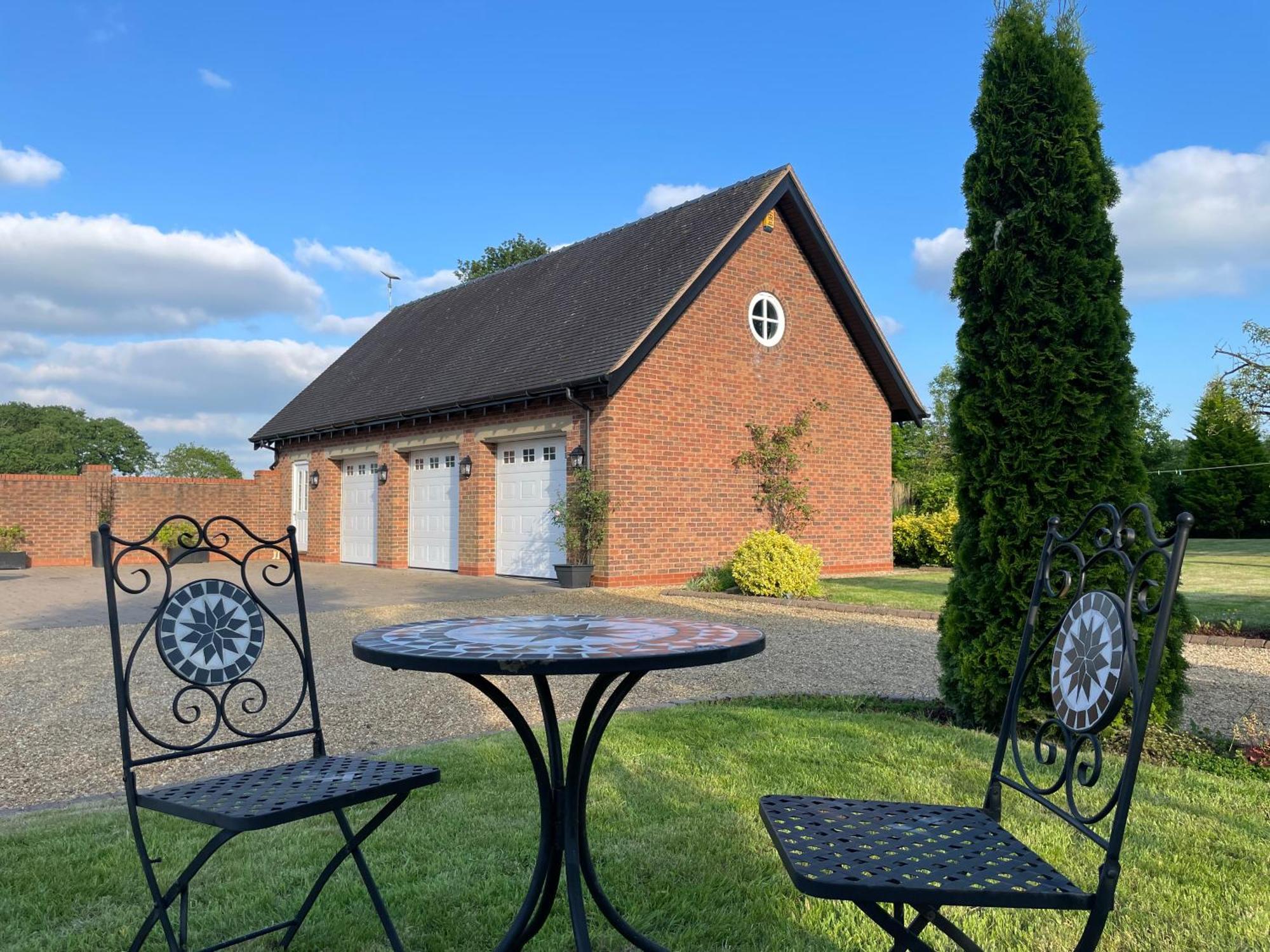 Cheshire Retreat At Within Street Farm Apartment Middlewich Bagian luar foto
